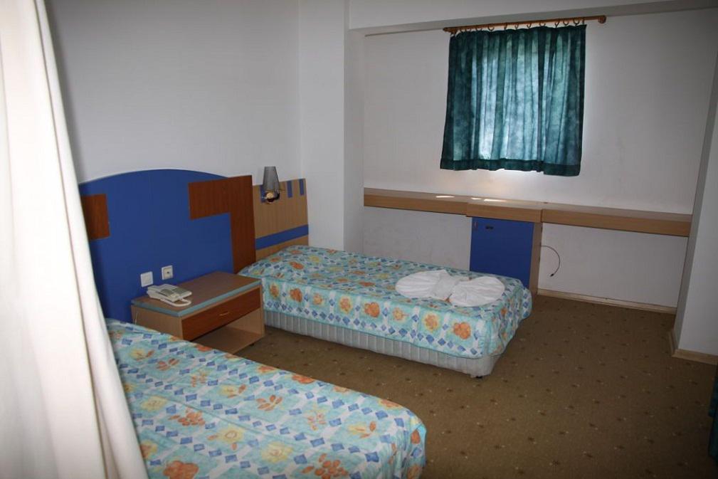 Uslan Hotel Kusadasi Exterior photo