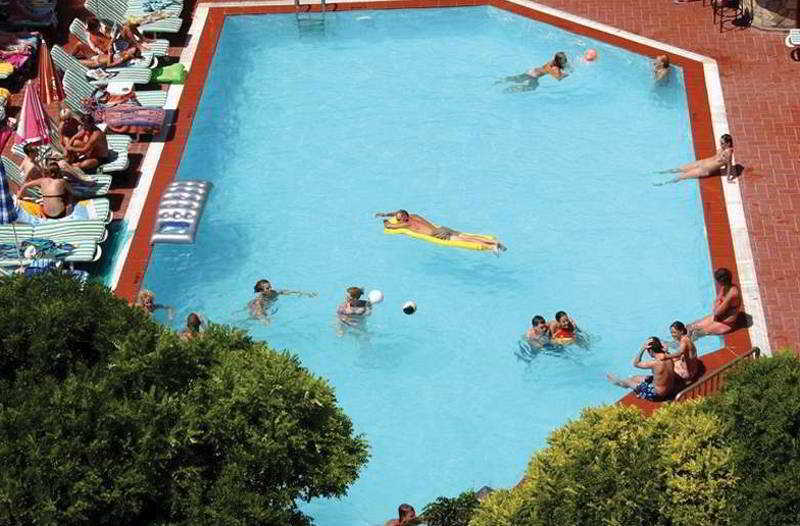Uslan Hotel Kusadasi Exterior photo