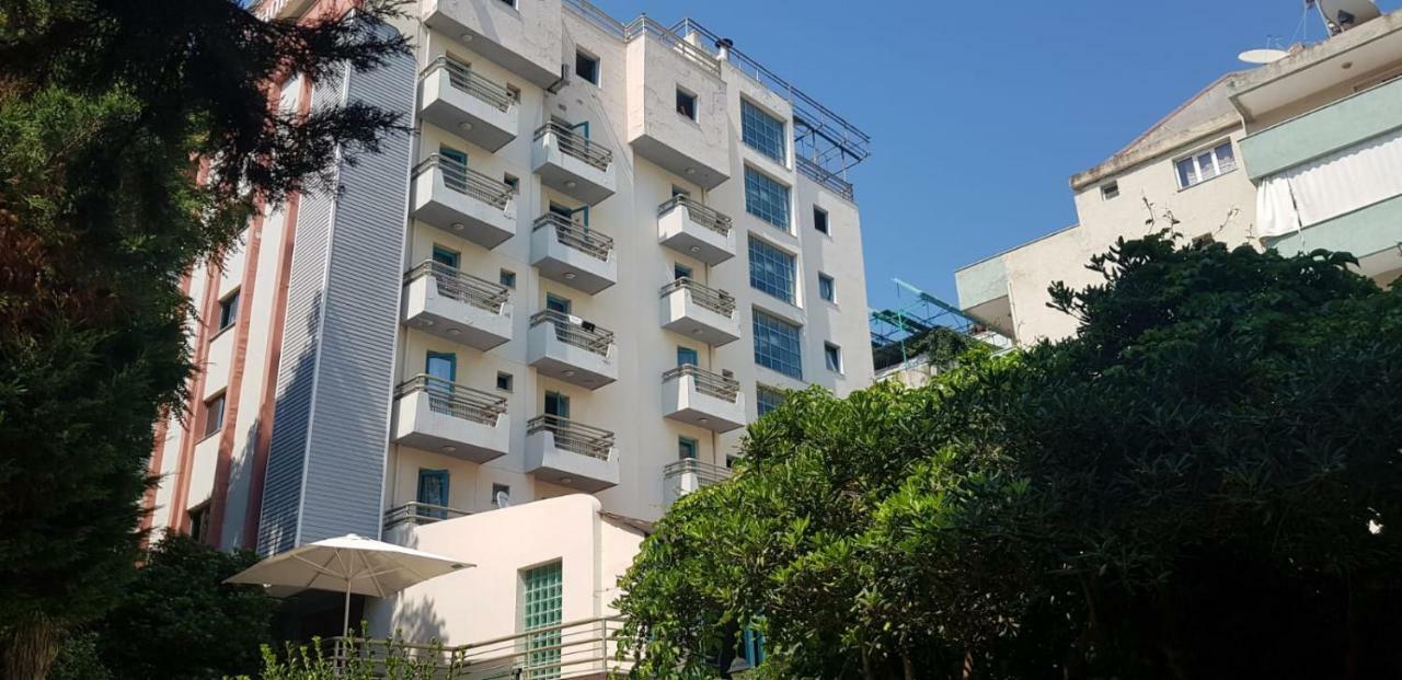 Uslan Hotel Kusadasi Exterior photo