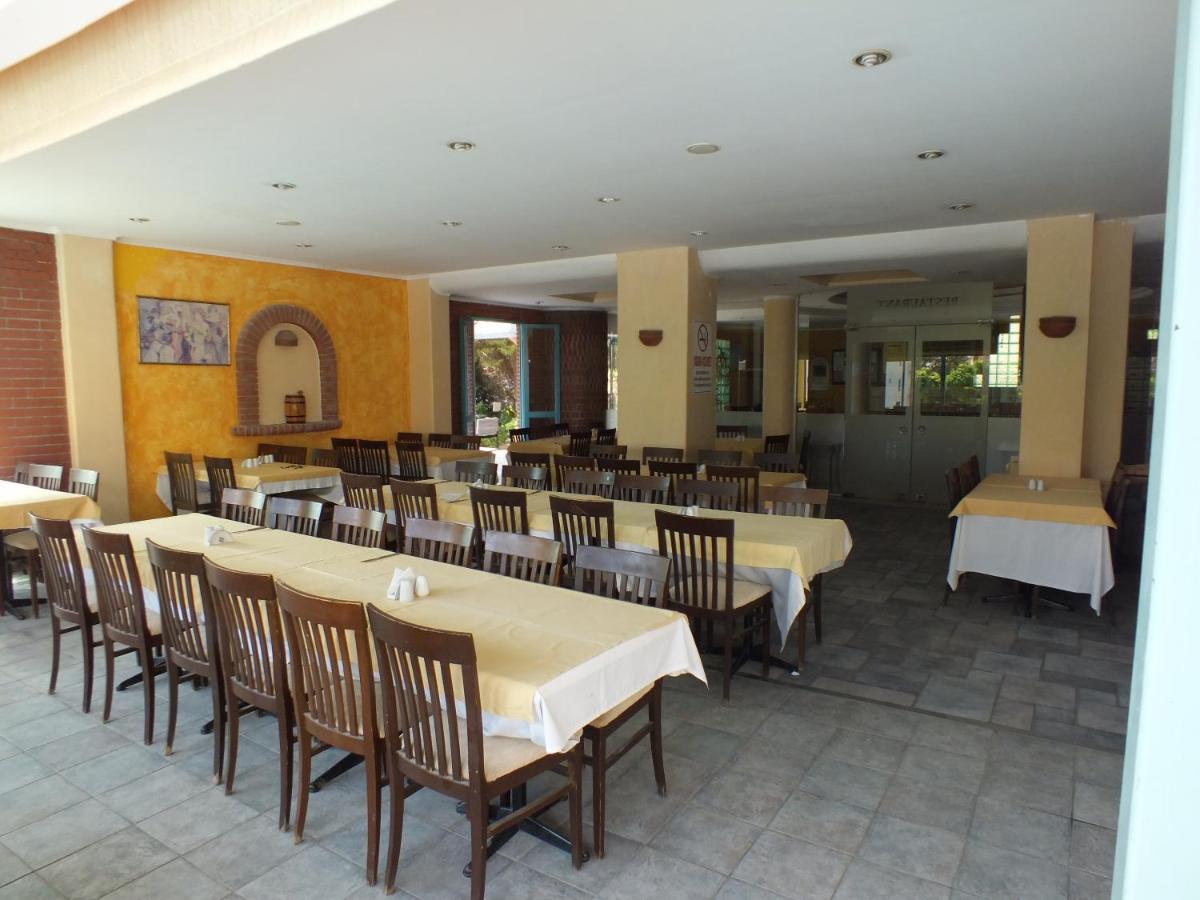 Uslan Hotel Kusadasi Exterior photo